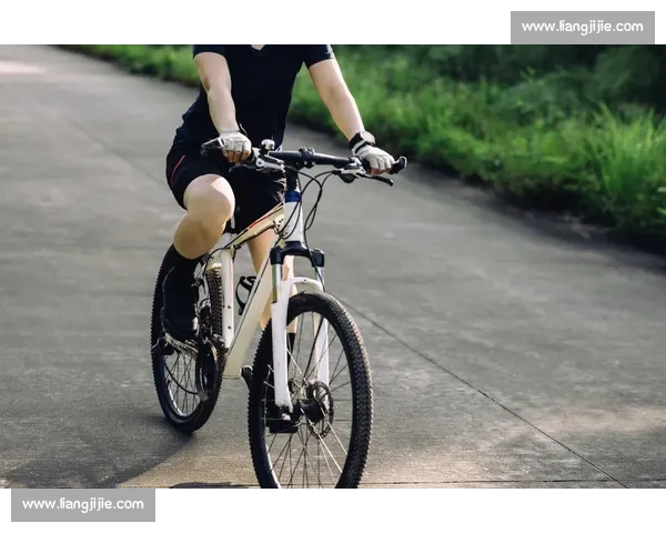 陈一冰领骑成都：骑行里的全民健身热潮