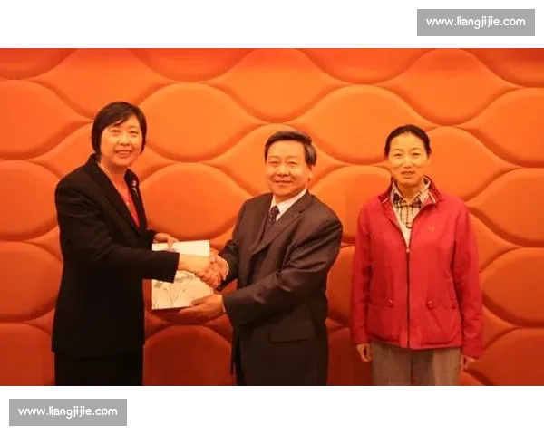 香港故事:“钢铁将军” 陈亚琼的体育桥